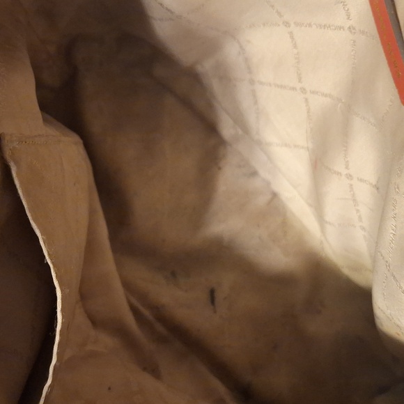 Authentic Michael Kors purse - Picture 10 of 10